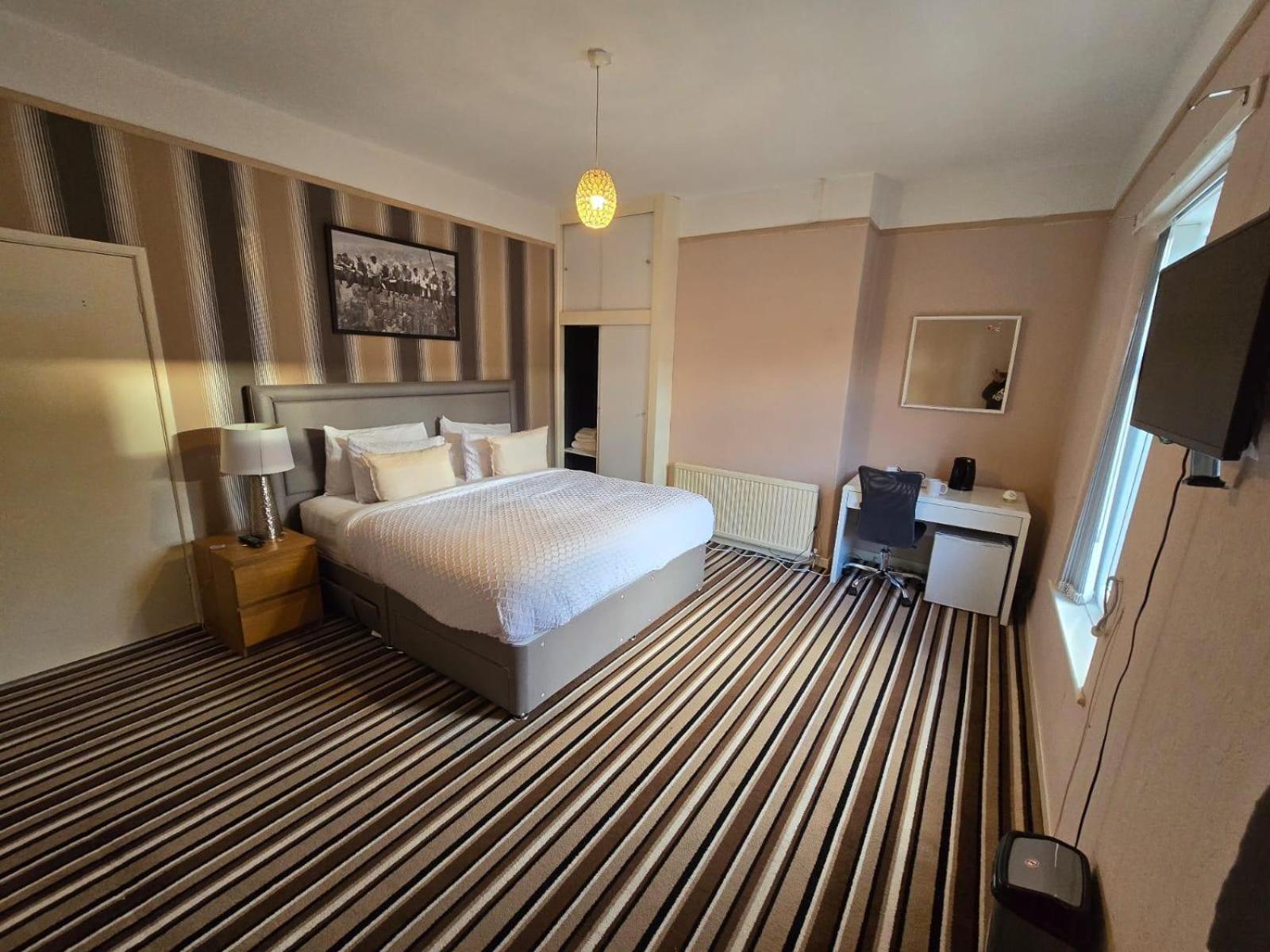 Poshval Hotel Manchester Ngoại thất bức ảnh